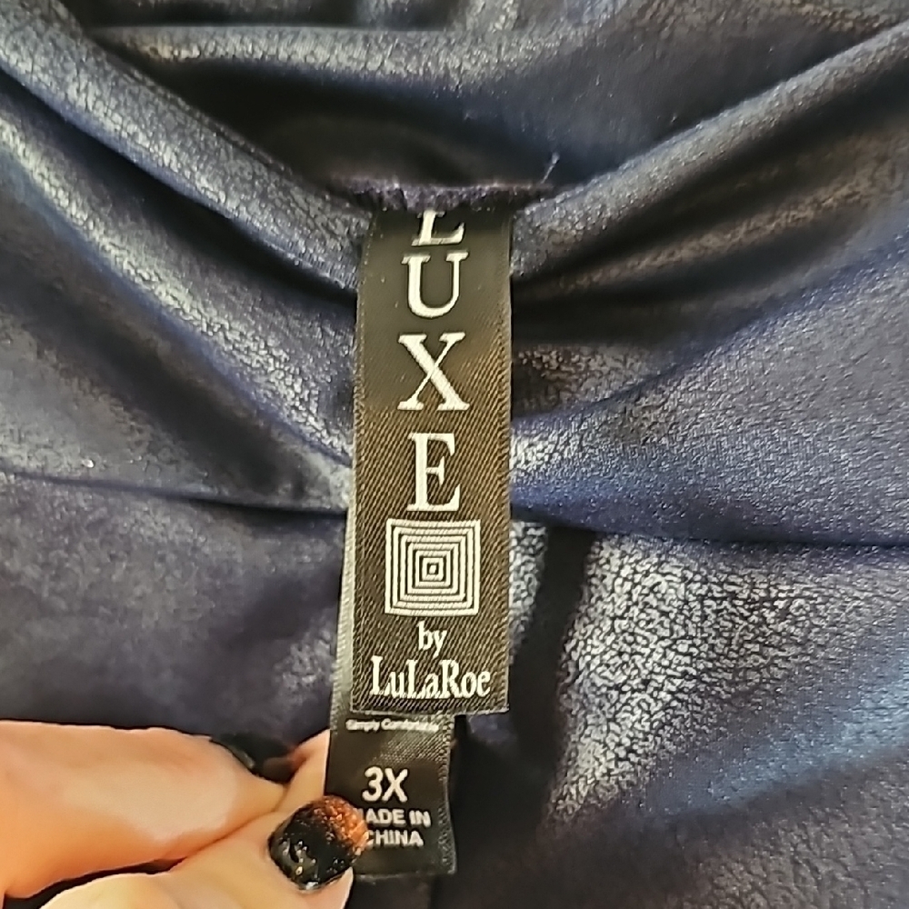 LuLaRoe Luxe faux leather navy Blue Leggings sz 3X WP155 - Picture 6 of 6
